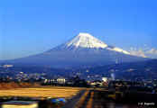 fuji.jpg (40049 byte)