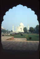 tajmahal4.jpg (18098 byte)