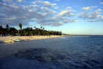 playa_bocachica.jpg (27502 byte)