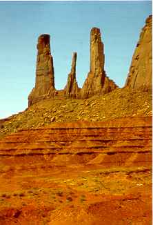 monument_valley4.jpg (10464 byte)